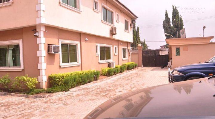 DSK Grand Hotel & Suites