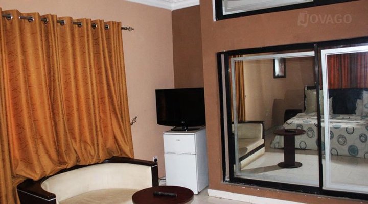 Buckingham Palace Hotel