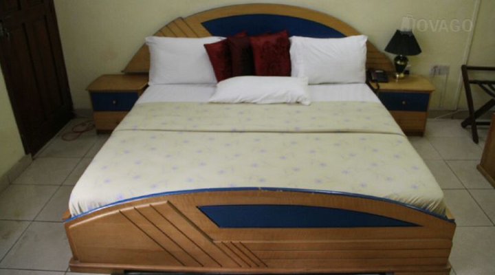 Sena Hotel And Resort Limited