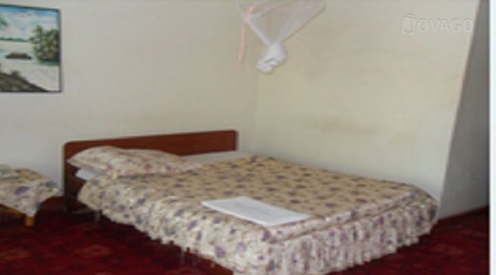 Chez Johnson Hotel-Kazo