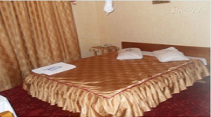 Chez Johnson Hotel-Kazo