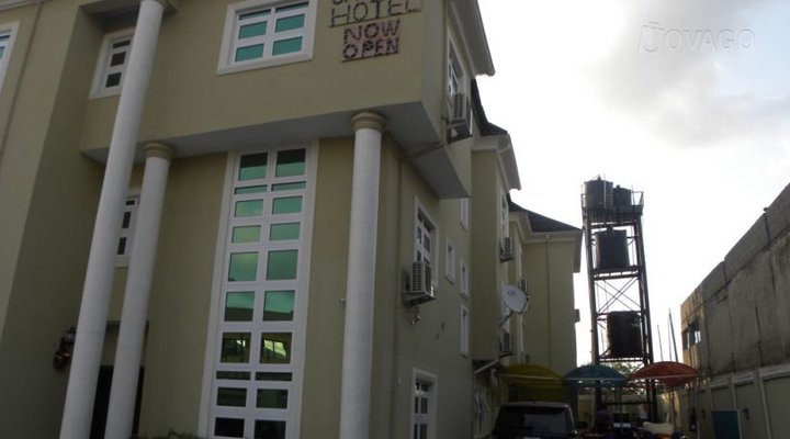 Mucken Sakurai Hotel