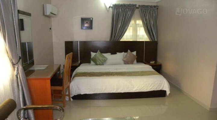 Mucken Sakurai Hotel