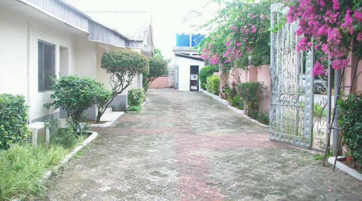 Hotel Lilys Home Annex