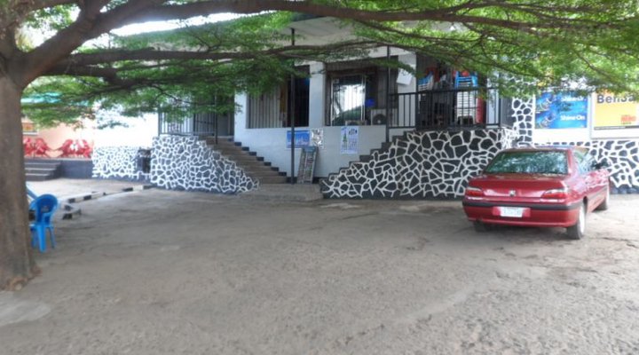 Benjae Inn