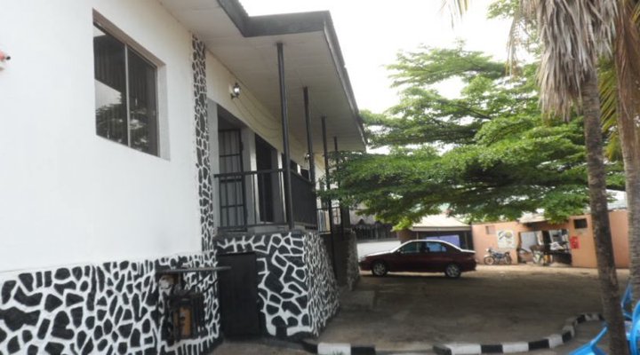 Benjae Inn