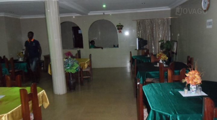 Whyte View Hotel & Towers