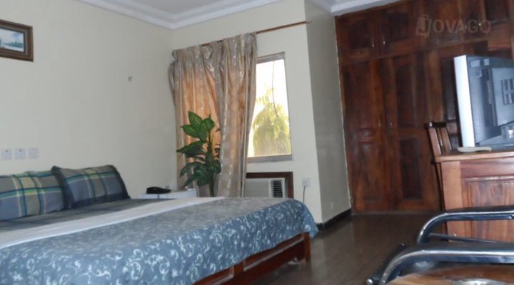 Whyte View Hotel & Towers