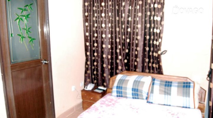 Rob Emmics Hotel Limited