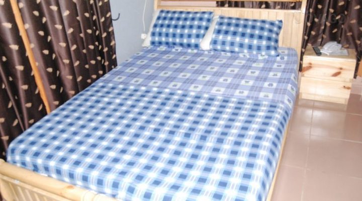 Rob Emmics Hotel Limited