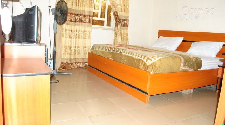 Soweto Beniscot Hotel
