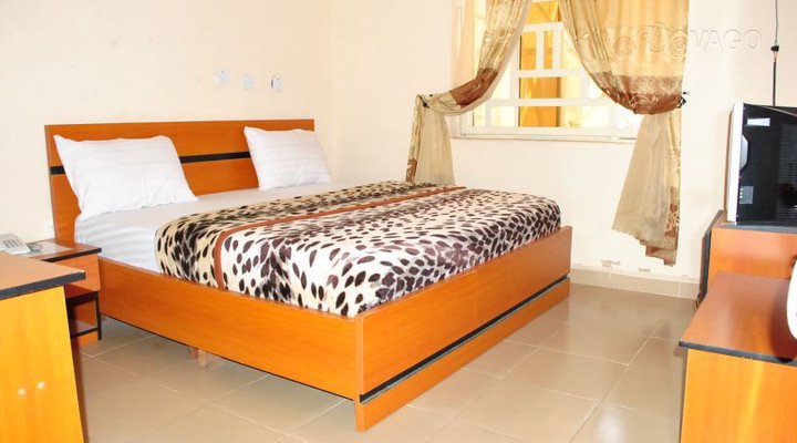 Soweto Beniscot Hotel