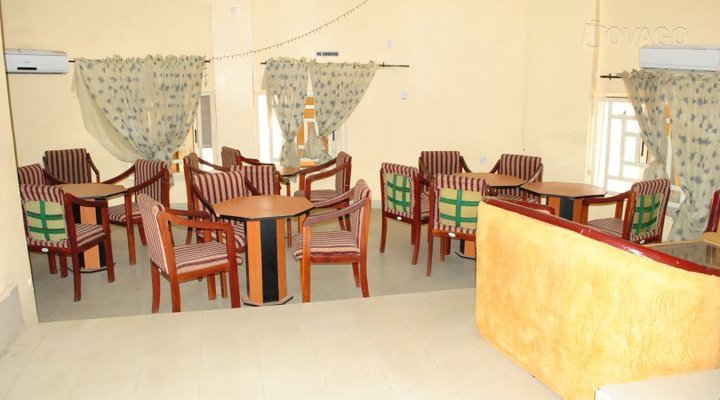 Soweto Beniscot Hotel