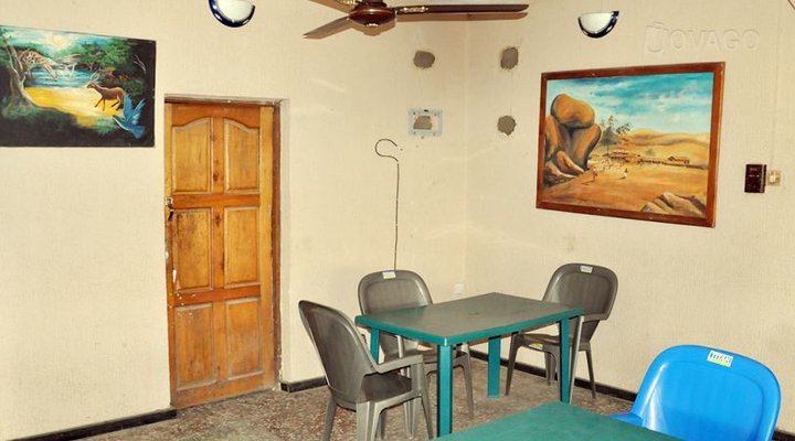Mav-Kings Guest House