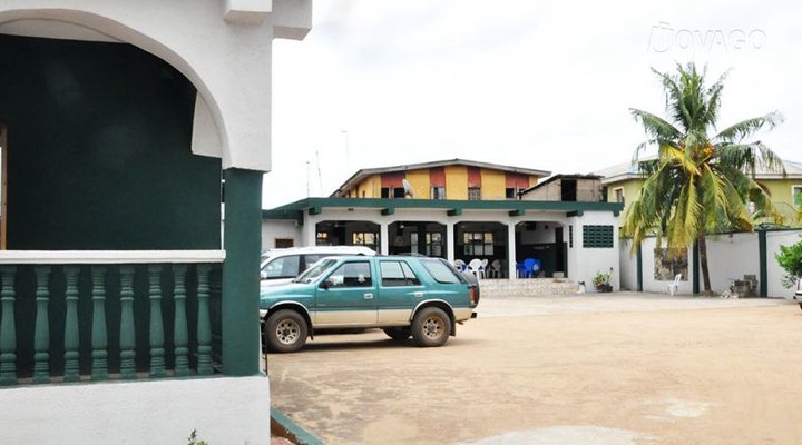 Mav-Kings Guest House