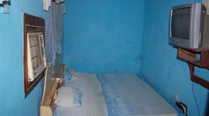 High Rock Executive Motel 2 (Olomi)