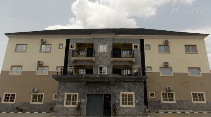 De-Dominic Suites & Resorts Ltd