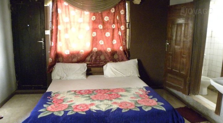 New Parissona Hotel International