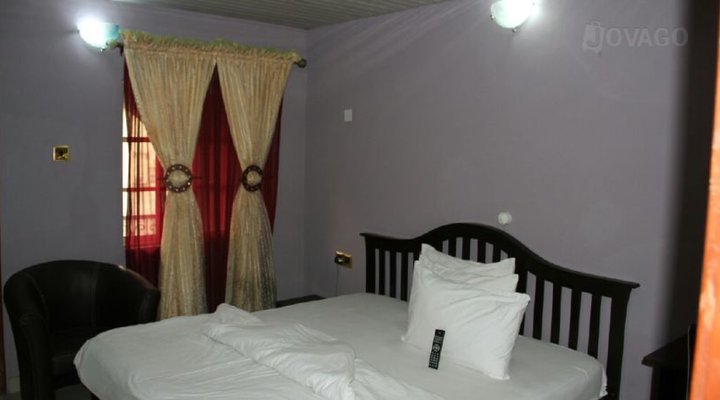 Food Union Hotel and Suites