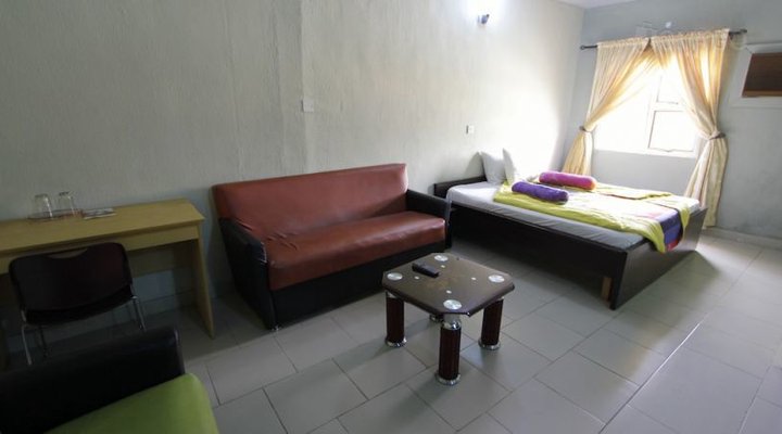 Sylva link Hotel (Gbagada)