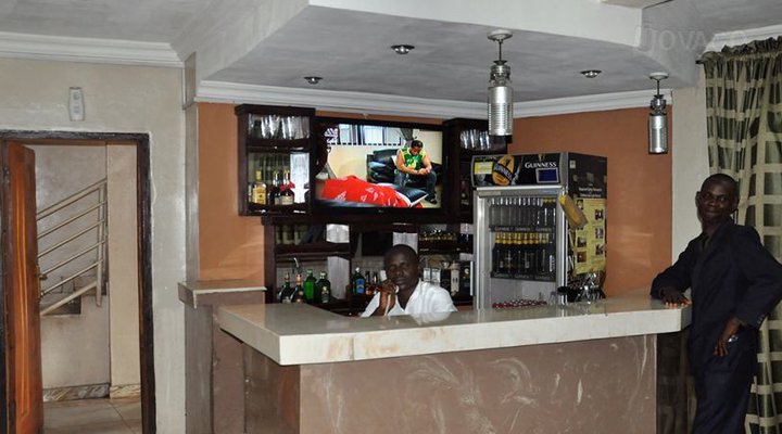 Corner Cafe Hotel