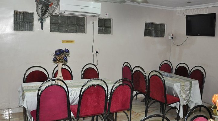 Corner Cafe Hotel