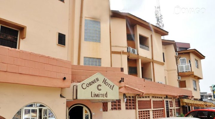 Corner Cafe Hotel