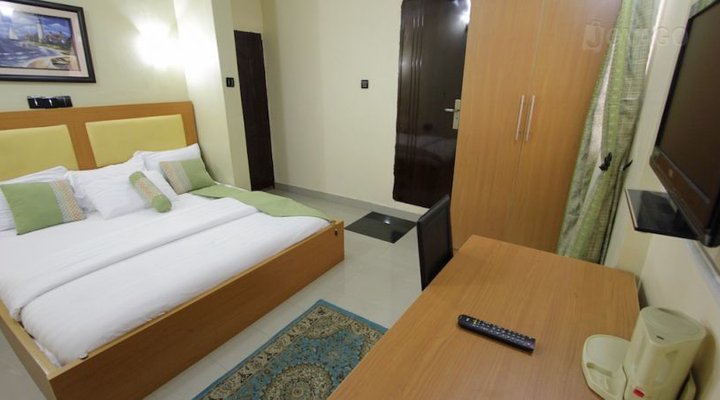 Paradiso Suite Limited