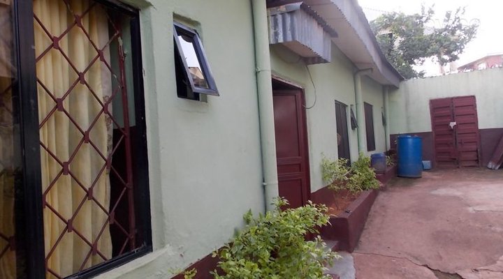 Zonotel Guest House