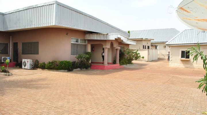Dozat Jens Hotel