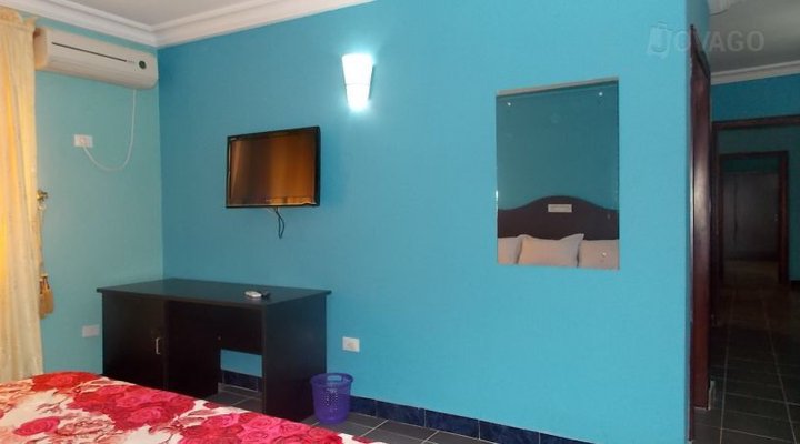 Mayroses Hotel