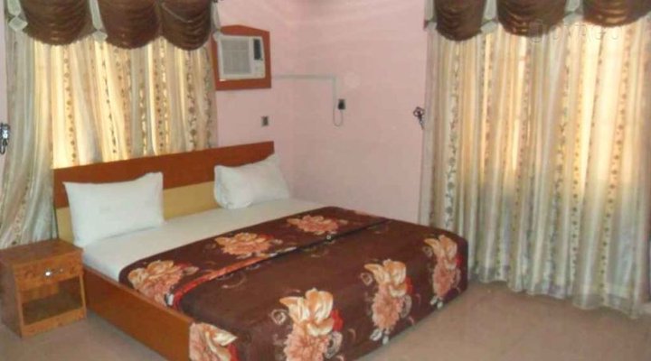Complementary Suites Ltd