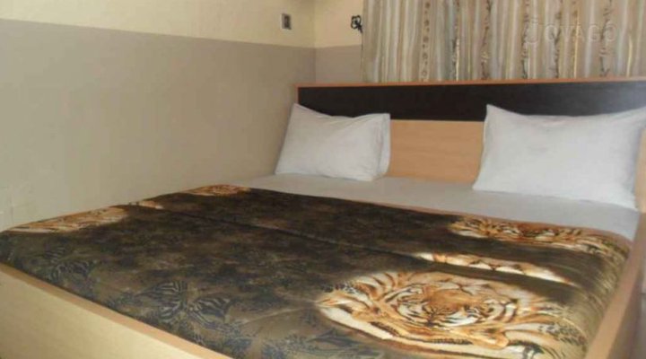 Complementary Suites Ltd