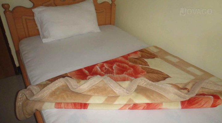 Gold Plaza Hotel