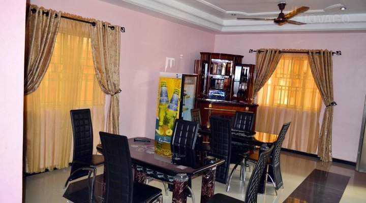 De Milton Hotel & Suites