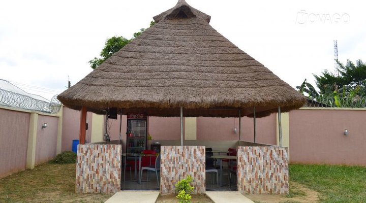 De Milton Hotel & Suites