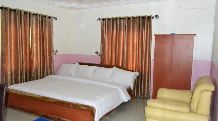 De Milton Hotel & Suites