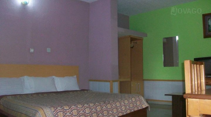 Pyramid Hotels & Conference Centre