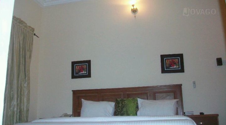 Freemans Hotel, Calabar