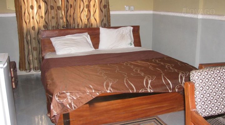 Ben-K Guest House & Relaxation Centre