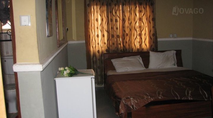 Ben-K Guest House & Relaxation Centre