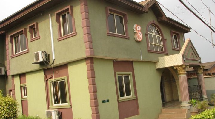 Ben-K Guest House & Relaxation Centre