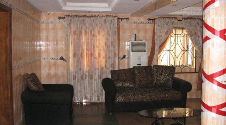 Ben-K Guest House & Relaxation Centre
