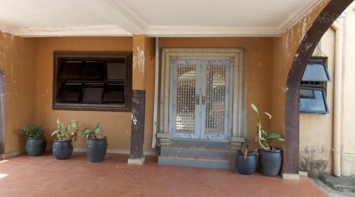 Desire and Leisure Hotel