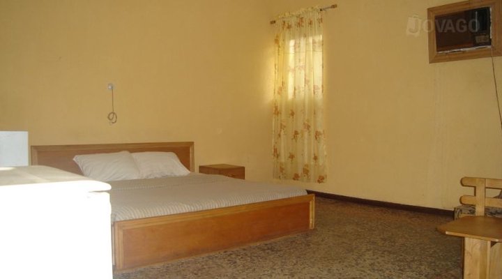 Wuraola Inn