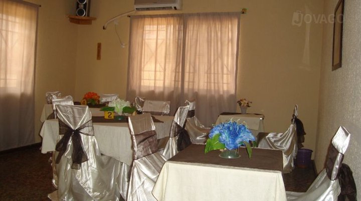 Wuraola Inn