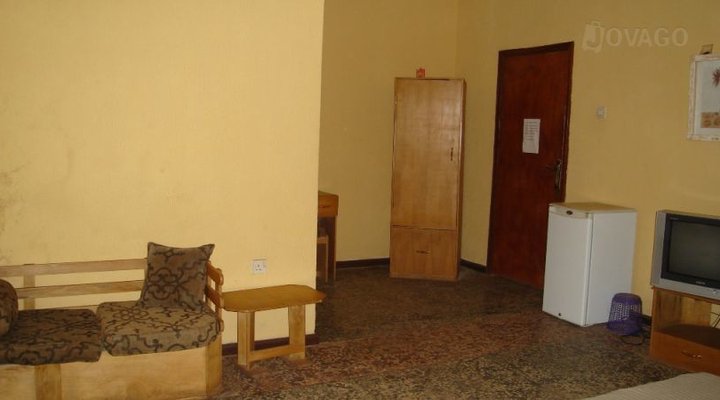 Wuraola Inn