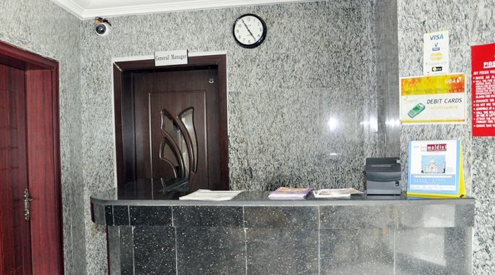 Golden Bird Hotel & Suite