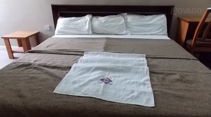 Mile End Hotel & Suite