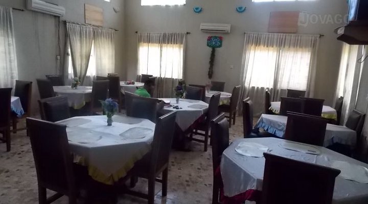 Royal Garden Hotel, Awka